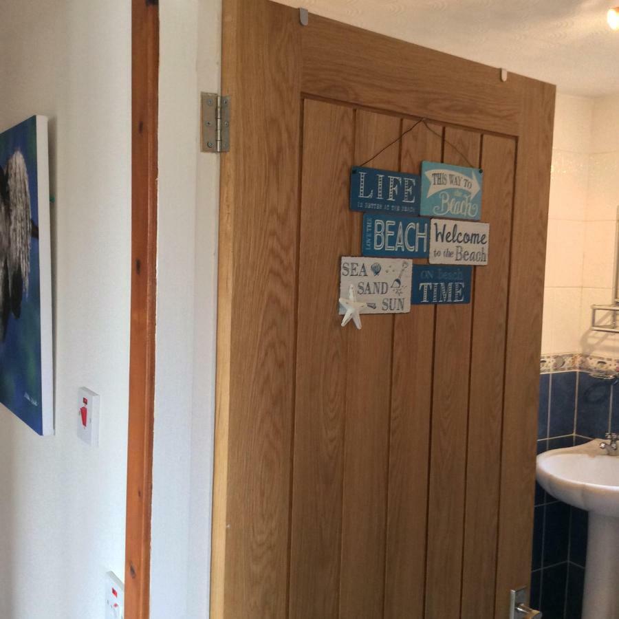 Achmelvich View Self Catering Apartment ลอคคินเวอร์ ภายนอก รูปภาพ