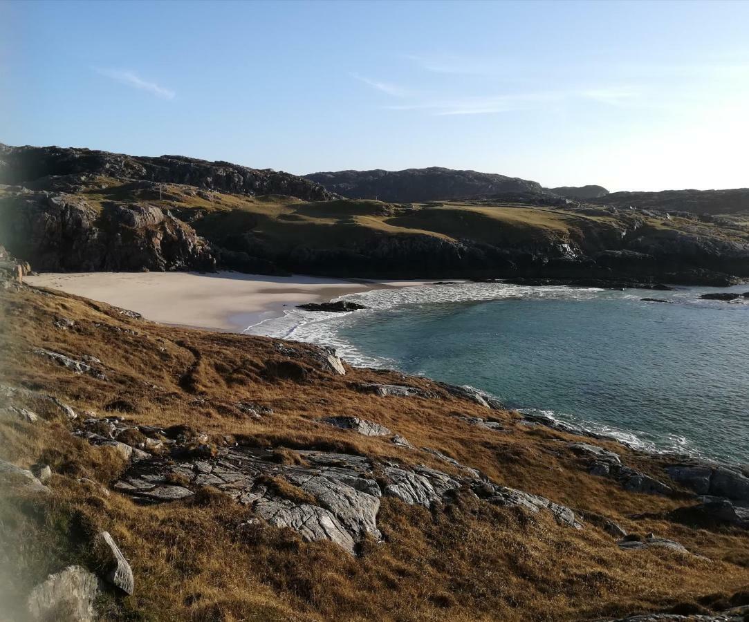 Achmelvich View Self Catering Apartment ลอคคินเวอร์ ภายนอก รูปภาพ