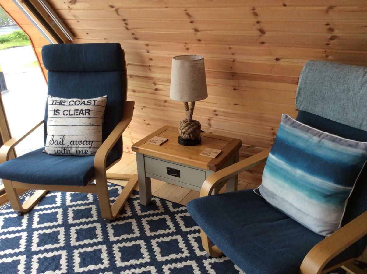 Achmelvich View Self Catering Apartment ลอคคินเวอร์ ภายนอก รูปภาพ